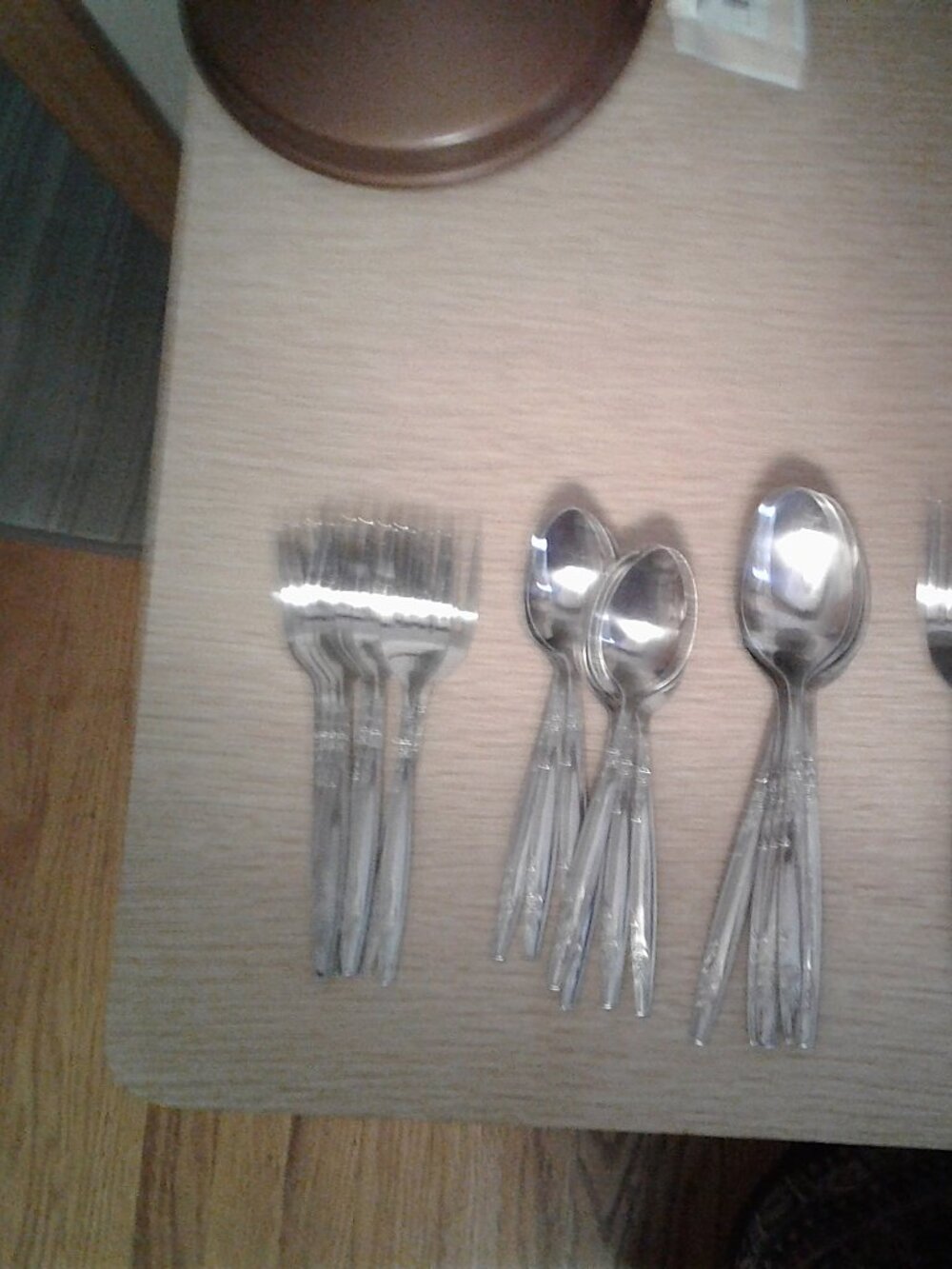 Imperial Stainless 32 Piece Flatware Set w/ Rose Design on Handles NEW